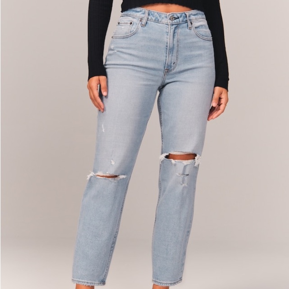 Abercrombie & Fitch Curve Love High Rise Mom Jeans